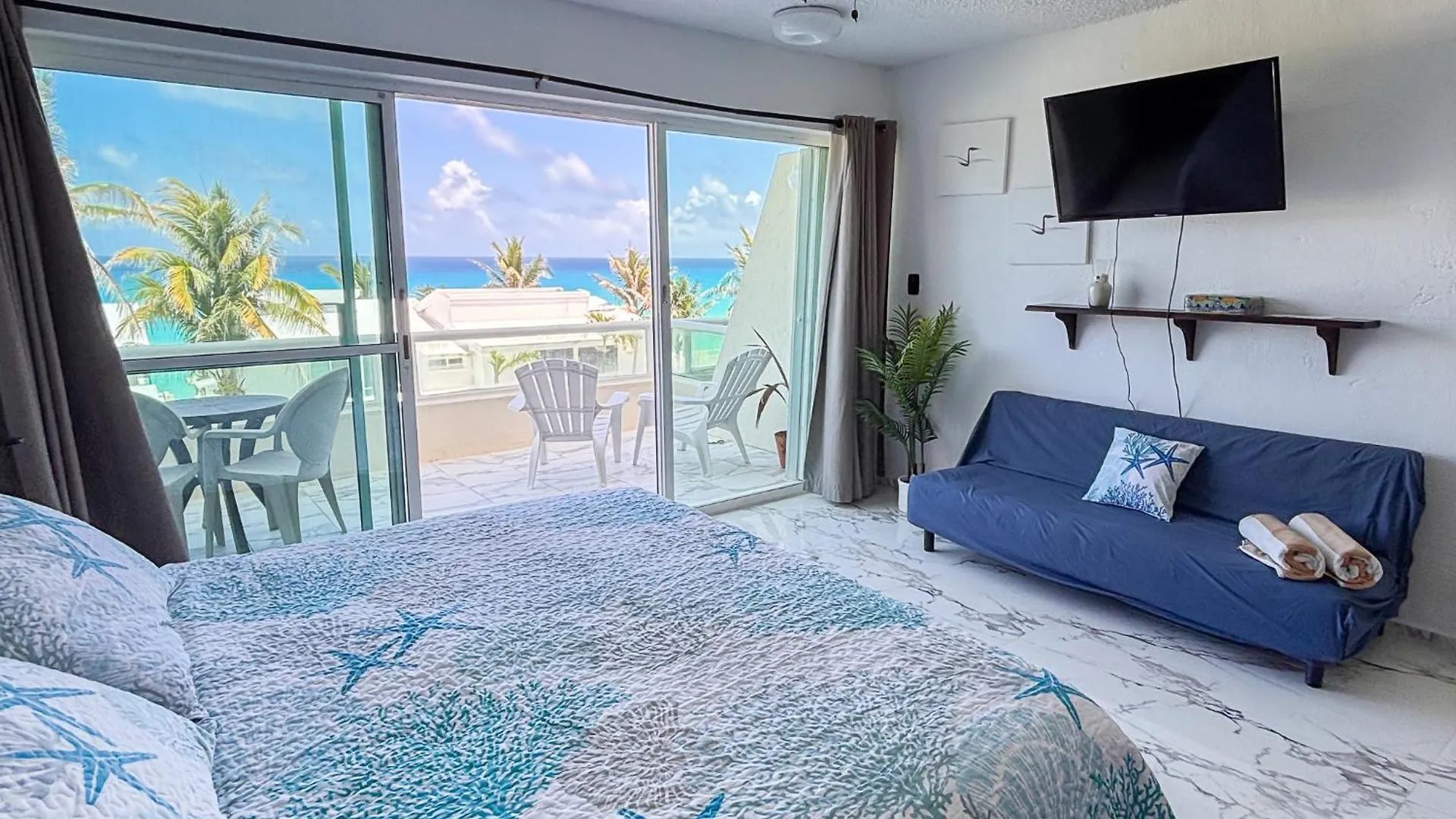 Apartment Brisas Shores Ocean View Terrace Apartments, Beach And Pool, Cancun Hotel Zone Mexico