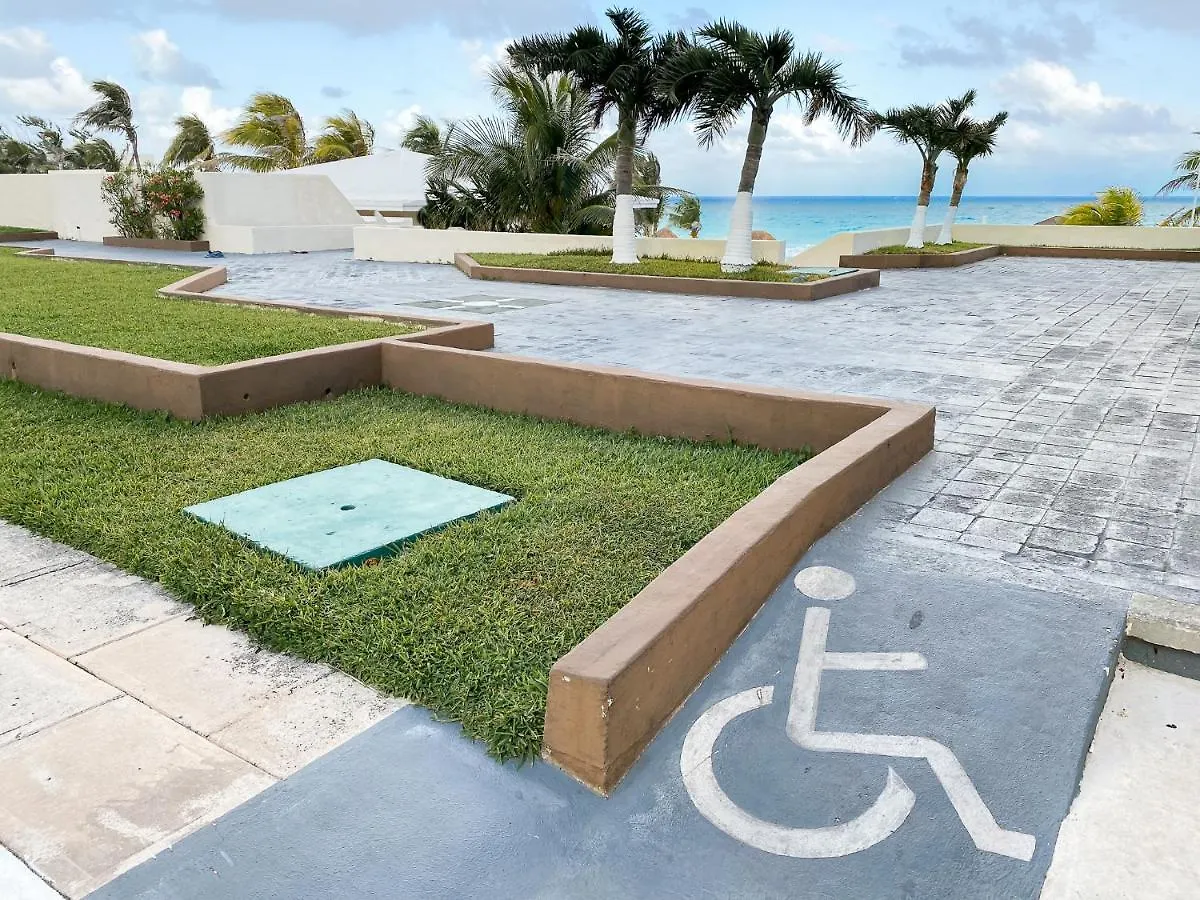 Apartment On The Beach With Terrace Ocean View, Brisas Cancun 01 By Beach & Ocean Apartments Mexico